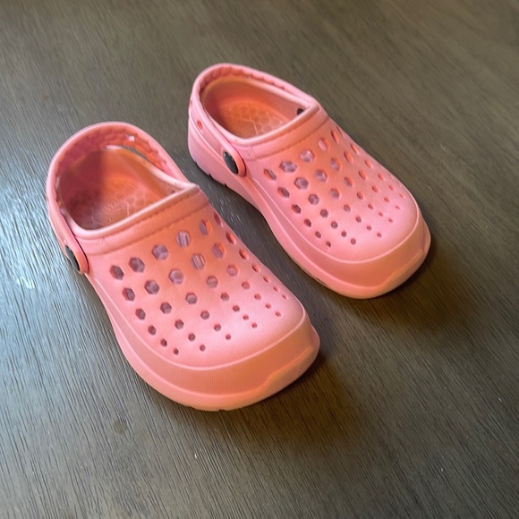 joybees Shoes Joy Bees Crocs Poshmark
